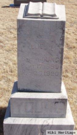 Allie Louise Hurst Young