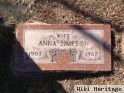 Anna Simpson