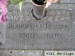 Robert O Hooker