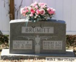 Robert A Brumitt, Sr