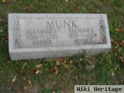 Bernhard F Munk