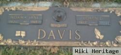 Loren D Davis