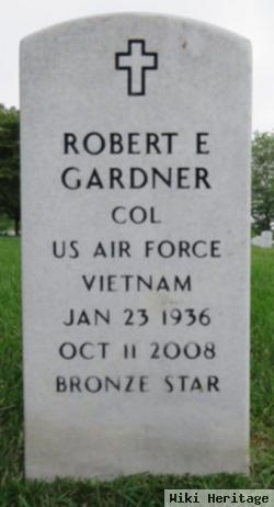 Robert Earl Gardner