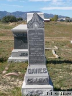 Thomas R. Davies