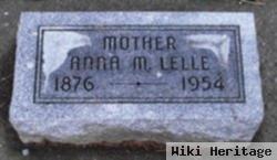 Anna M Lelle