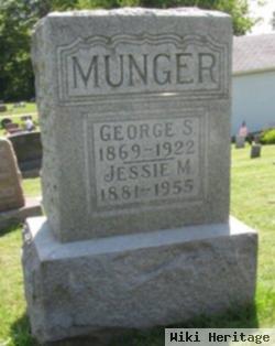 Jessie M Munger