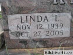 Linda L Knapp