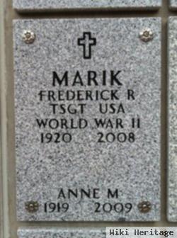 Anne M Marik
