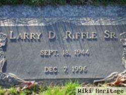 Larry D Riffle, Sr