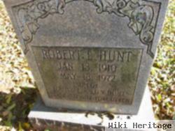 Robert L. Hunt