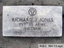 Richard J Jones