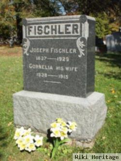 Cornelia Fischler