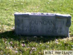 Sarah E Duncan