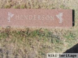 Lois L Henderson