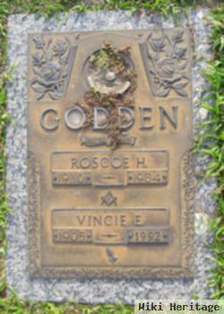 Vincie E Godden