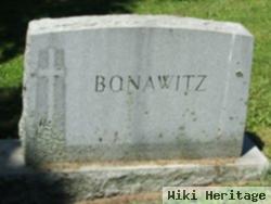 Gayle B Bonawitz