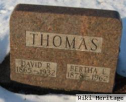 David R Thomas