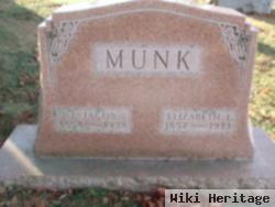 Elizabeth L. Voisard Munk