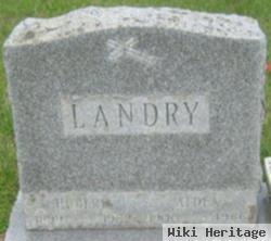 Aldea Landry