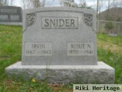 Roxie Niles Ireland Snider