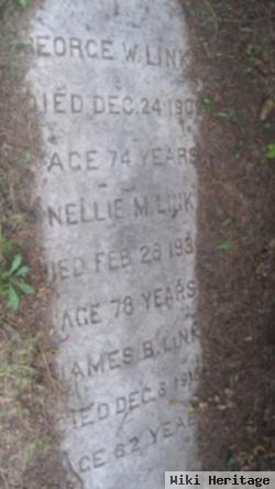 Mrs Nellie M. Thompson Link