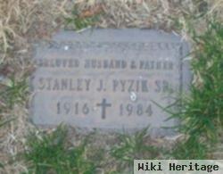 Stanley J Pyzik, Sr