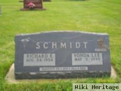 Vonda Lee Schmidt