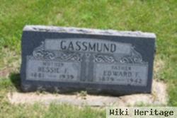 Bessie F Gassmund