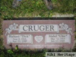 Mabel "chic" Cruger