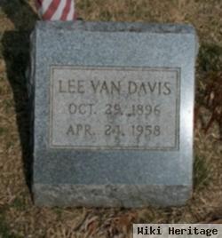 Lee Van Davis