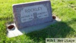 Dorothy E Rockley