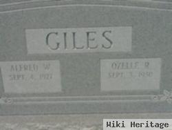 Ozelle R Giles