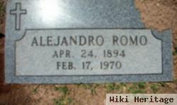 Alejandro "alex" Romo