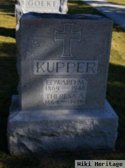 Theresa A Kupper