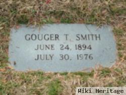 Gouger T Smith