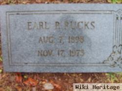 Earl R Rucks