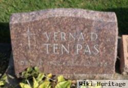 Verna D Tenpas