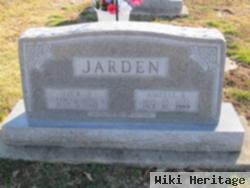 Dick J Jarden