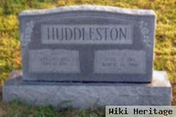 Christeen H Huddleston