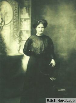 Lelora "nora" Colwell Grooms