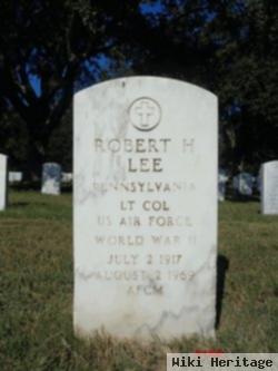 Robert H Lee