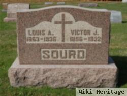 Victor J Sourd