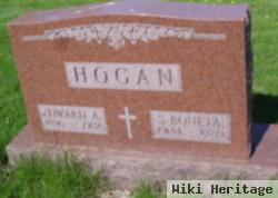 S Boneta Hogan