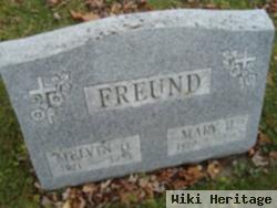 Melvin O Freund