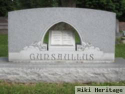 Leo Hallet Gunsaullus