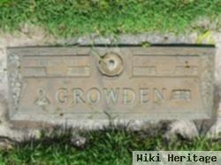 Thomas D Growden