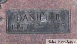 Daniel R Short