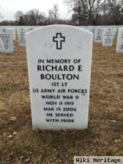 Richard E Boulton