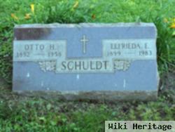 Elfrieda E. Lorenz Schuldt