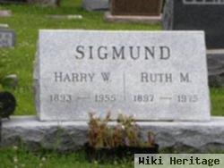 Harry W Sigmund